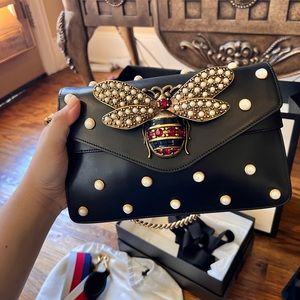 Authentic Gucci Broadway Pearl Bee